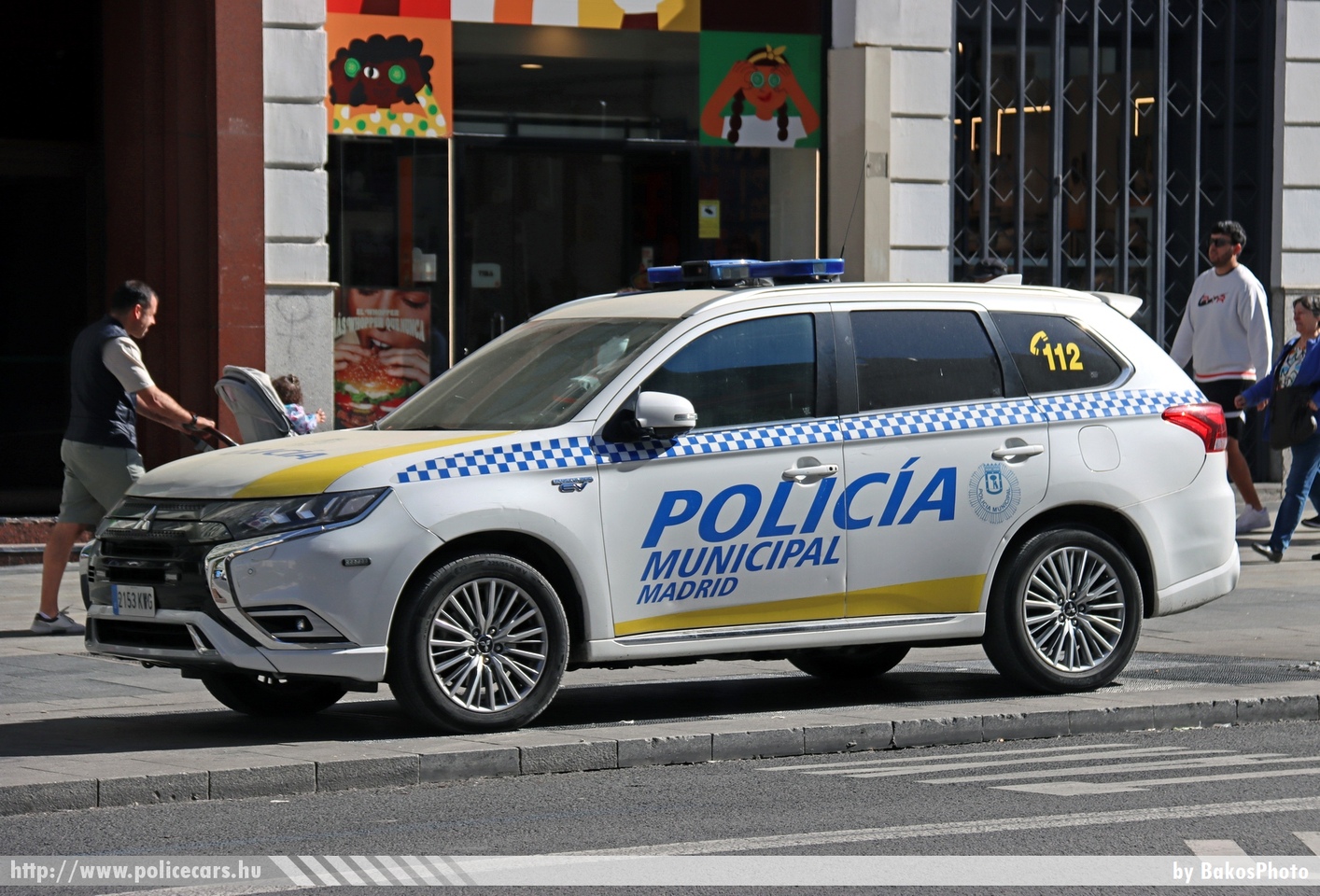 Mitsubishi Outlander, Policía Municipal de Madrid, fotó: BakosPhoto
Keywords: spanyol Spanyolország rendőr rendőrautó rendőrség police policecar spanish Spain