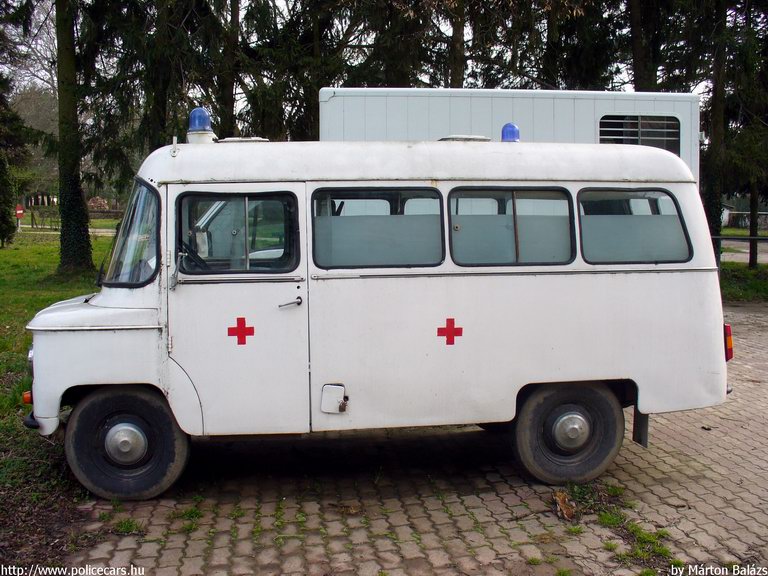 Nysa 522, fotó: Márton Balázs
Keywords: rendőrség rendőr rendőrautó mentő mentőautó magyar Magyarország BIT-099 hungarian Hungary police policecar