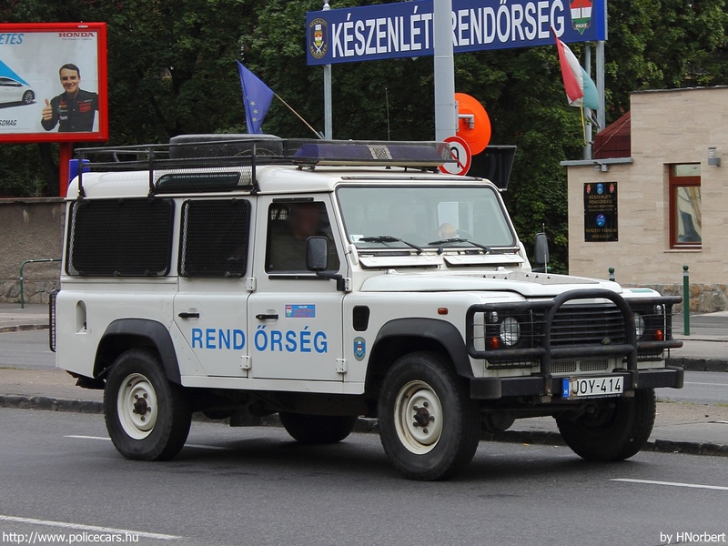 Land Rover Defender, fotó: HNorbert
Keywords: rendőrség rendőr rendőrautó magyar Magyarország JOY-414 hungarian Hungary police policecar