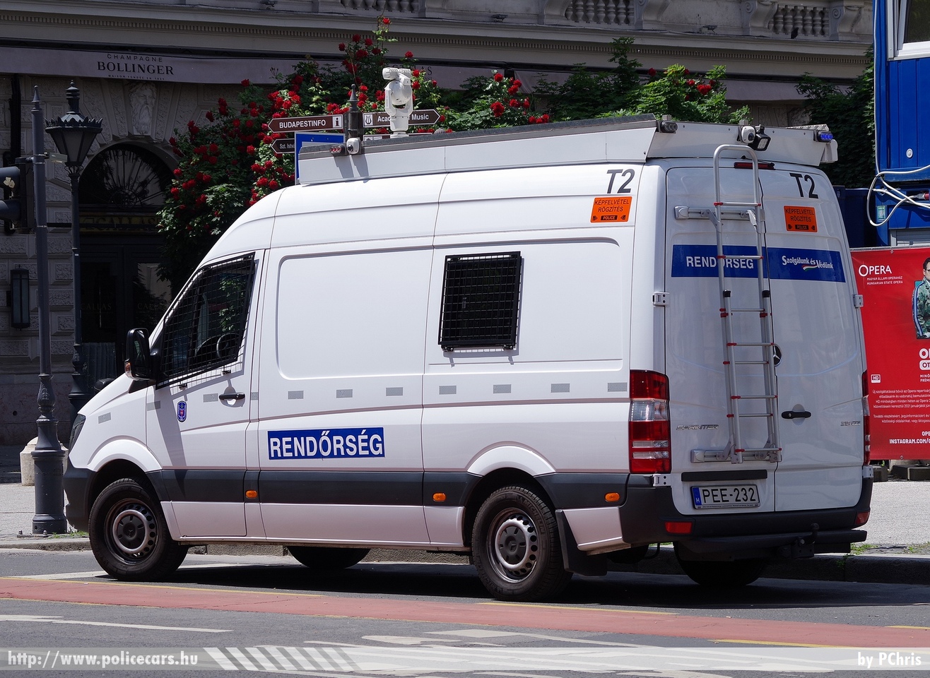 Mercedes-Benz Sprinter II facelift 316CDI, fotó: PChris
Keywords: rendőrség rendőr rendőrautó magyar Magyarország hungarian Hungary police policecar PEE-232