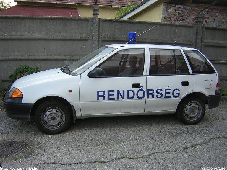 Suzuki Swift, fotó: Gzozzo pictures
Keywords: rendőr rendőrautó rendőrség magyar Magyarország RB53-99