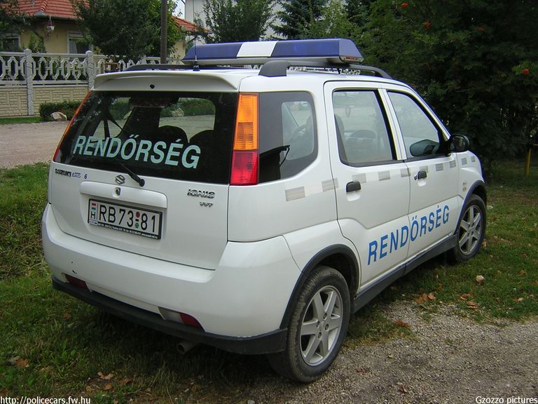 Suzuki Ignis, fotó: Gzozzo pictures
Keywords: rendőr rendőrautó rendőrség magyar Magyarország RB73-81