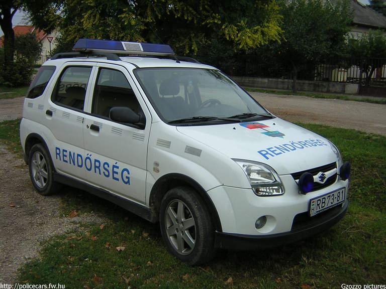 Suzuki Ignis, fotó: Gzozzo pictures
Keywords: rendőr rendőrautó rendőrség magyar Magyarország RB73-81