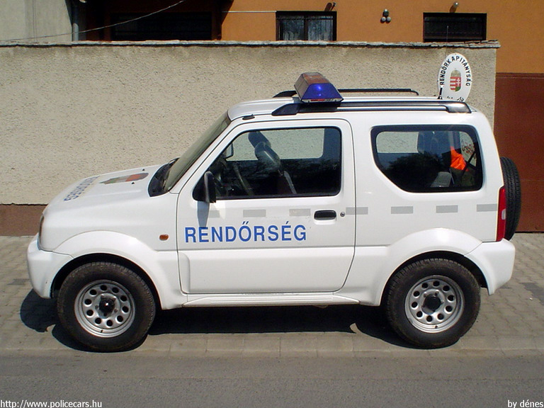 Suzuki Jimny, fotó: dénes
Keywords: rendőr rendőrautó rendőrség magyar Magyarország RB28-31