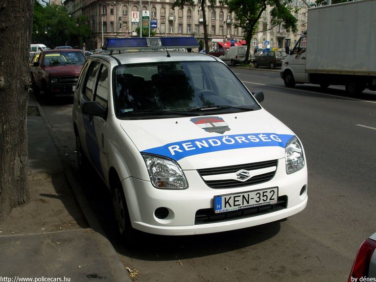 Suzuki Ignis, fotó: dénes
Keywords: rendőr rendőrautó rendőrség magyar Magyarország KEN-352