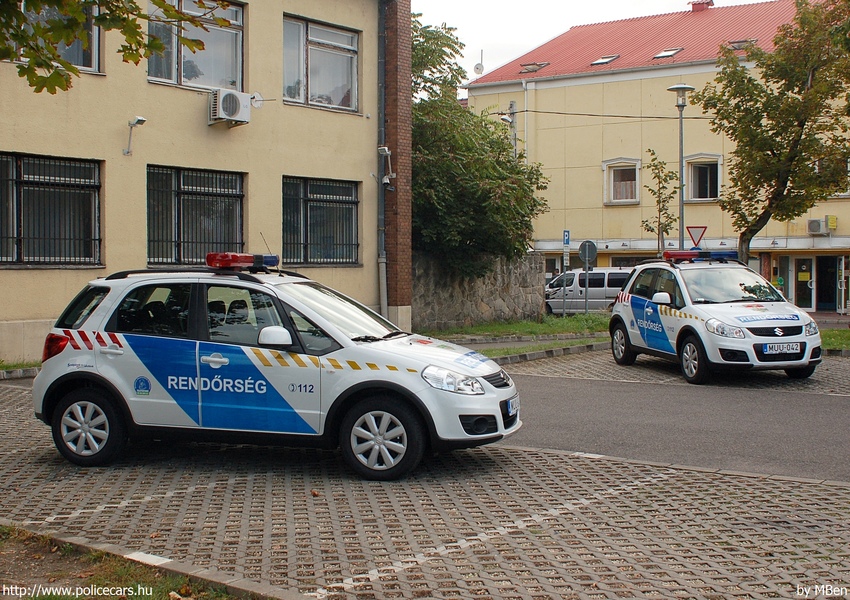 Suzuki SX4, fotó: MBen
Keywords: rendőr rendőrautó rendőrség magyar Magyarország MUU-041 MUU-042