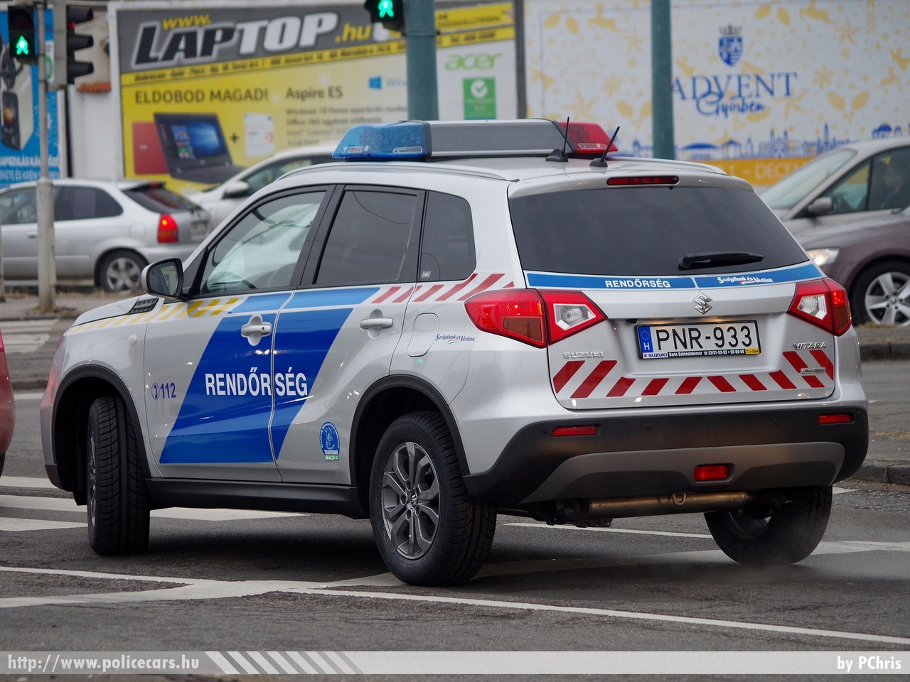 Suzuki Vitara, fotó: PChris
Keywords: magyar Magyarország rendőr rendőrautó rendőrség Hungary hungarian police policecar PNR-933 készenléti 