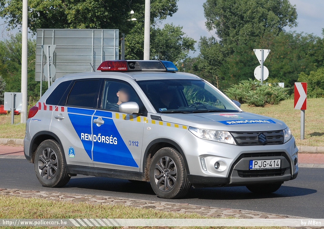 Suzuki Vitara, fotó: MBen
Keywords: magyar Magyarország rendőr rendőrautó rendőrség Hungary hungarian police policecar PJG-414