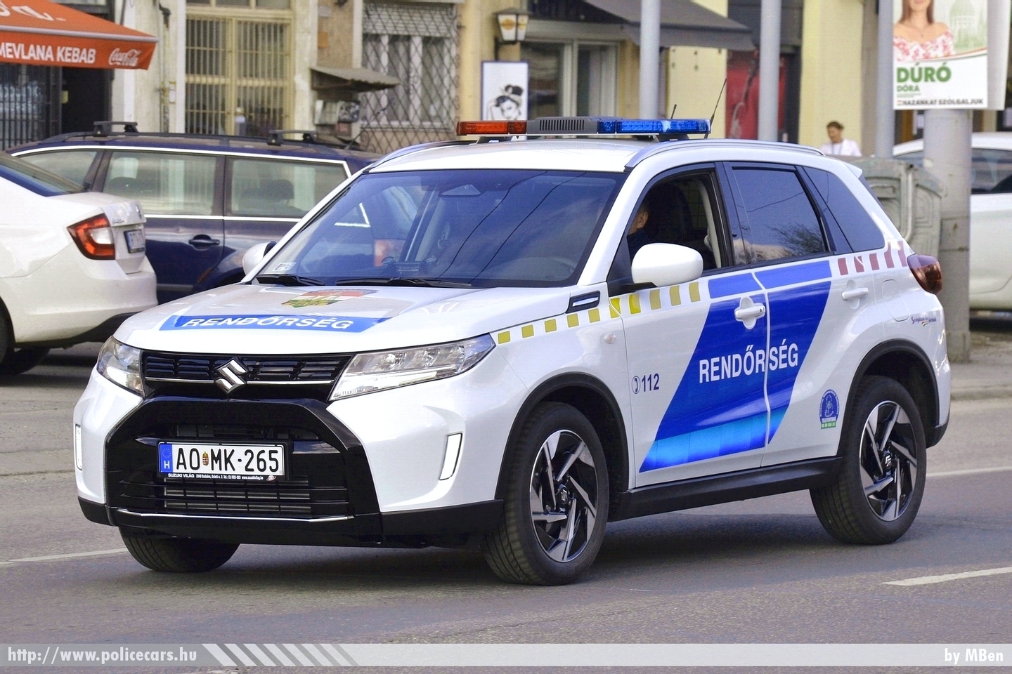 Suzuki Vitara, fotó: MBen
Keywords: magyar Magyarország rendőr rendőrautó rendőrség Hungary hungarian police policecar AOMK-265