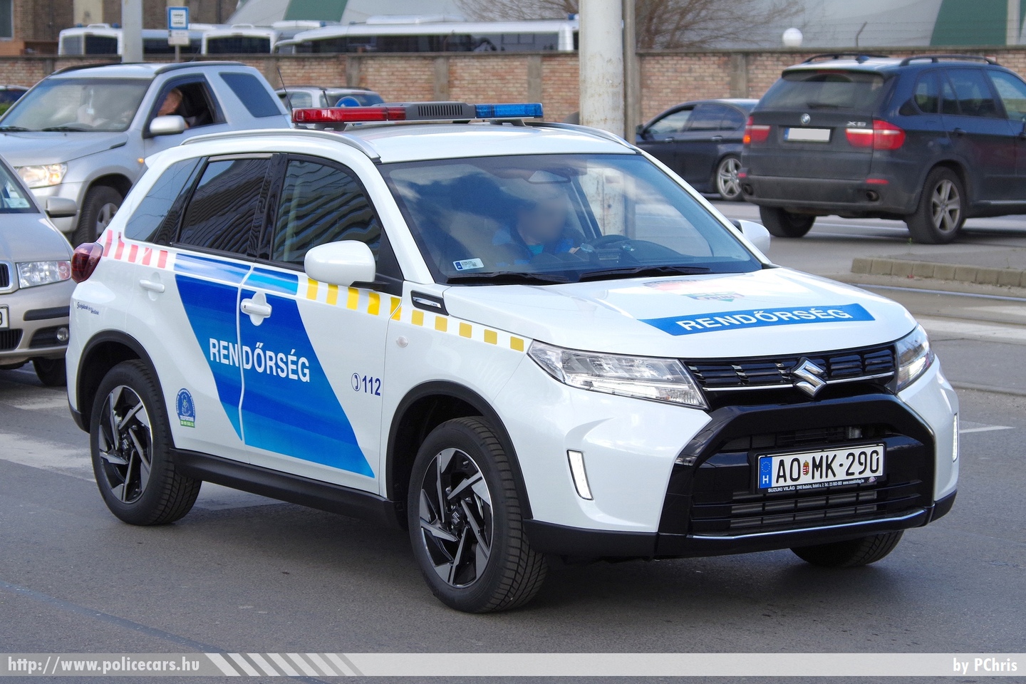 Suzuki Vitara, fotó: PChris
Keywords: magyar Magyarország rendőr rendőrautó rendőrség Hungary hungarian police policecar AOMK-290