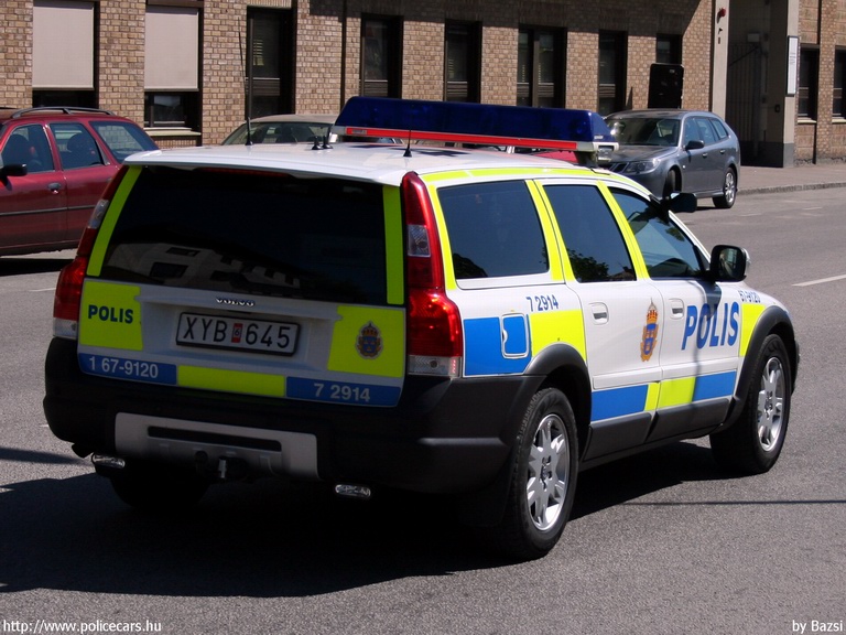 Volvo XC70, fotó: Bazsi
Keywords: svéd Svédország rendőr rendőrautó rendőrség