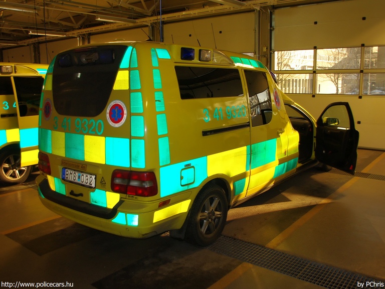 Volvo V70 Nilsson, fotó: PChris
Keywords: mentő mentőautó ambulance svéd Svédország Sweden