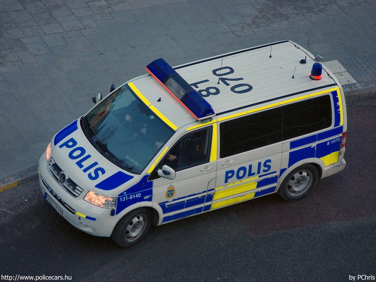 Volkswagen Transporter T5, fotó: PChris
Keywords: rendőr rendőrautó rendőrség svéd Svédország GGL938