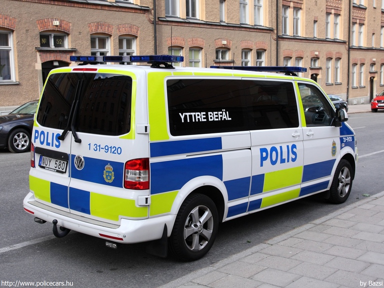 Volkswagen Transporter T5 facelift, fotó: Bazsi
Keywords: svéd Svédország rendőr rendőrautó rendőrség NUY580