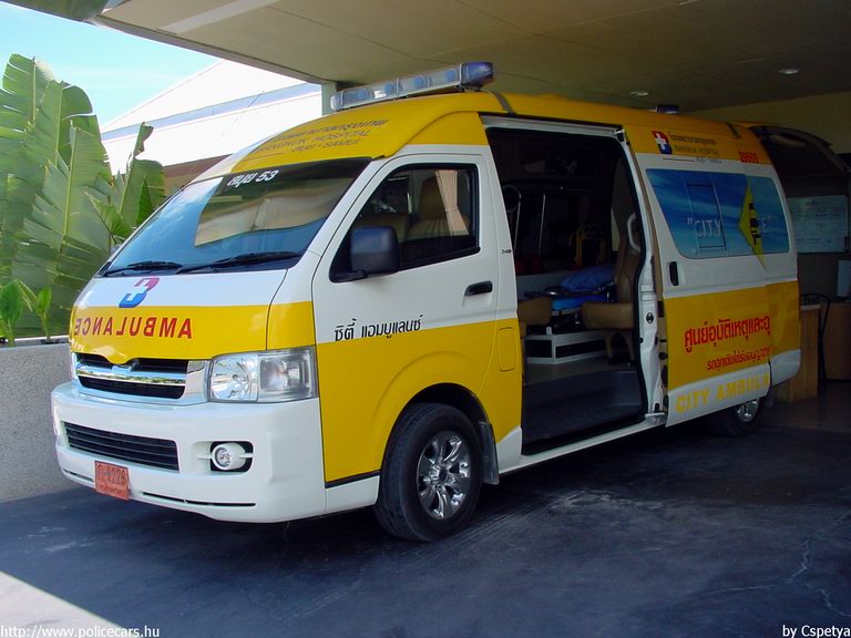 Toyota Commuter, fotó: Cspetya
