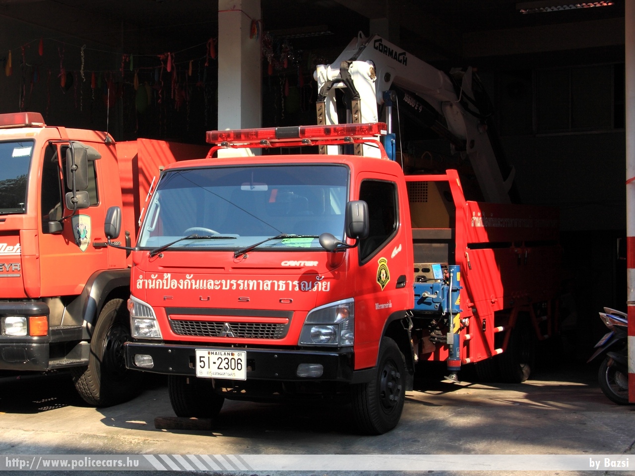 Mitsubishi Canter Fuso, fotó: Bazsi 
Keywords: thaiföld tûzoltóság fire dept