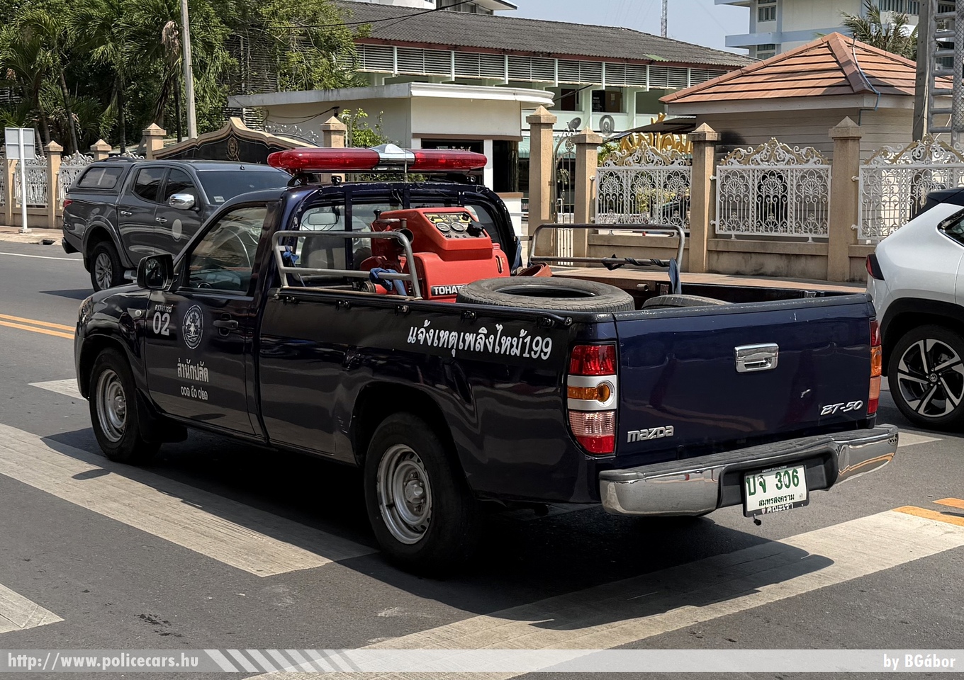 Mazda BT-50, Samut Songkram Municipality Fire Department, fotó: BGábor
Keywords: thaiföld firetruck thailand tűzoltóautó tűzoltó