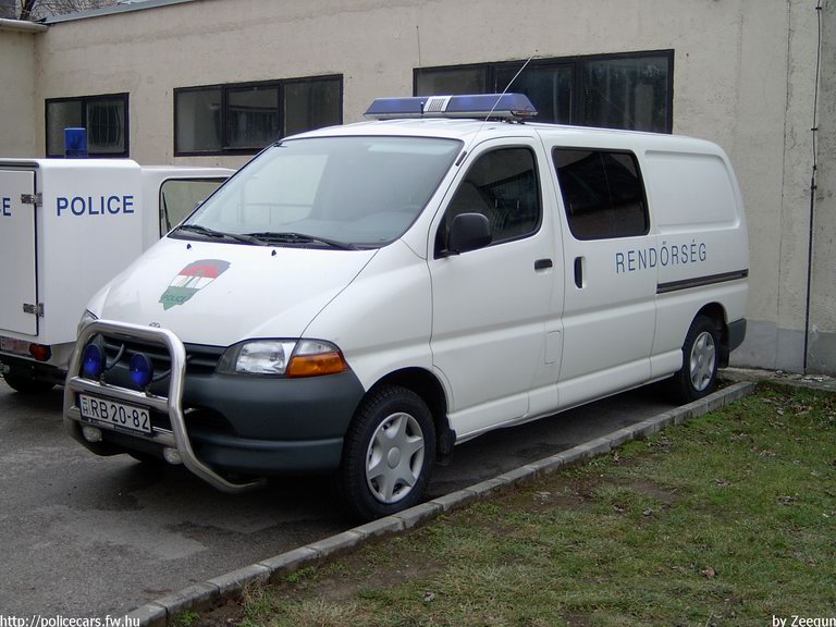 Toyota Hiace, fotó: Zeegun
Keywords: rendőr rendőrautó rendőrség RB20-82 magyar Magyarország police policecar Hungary hungarian
