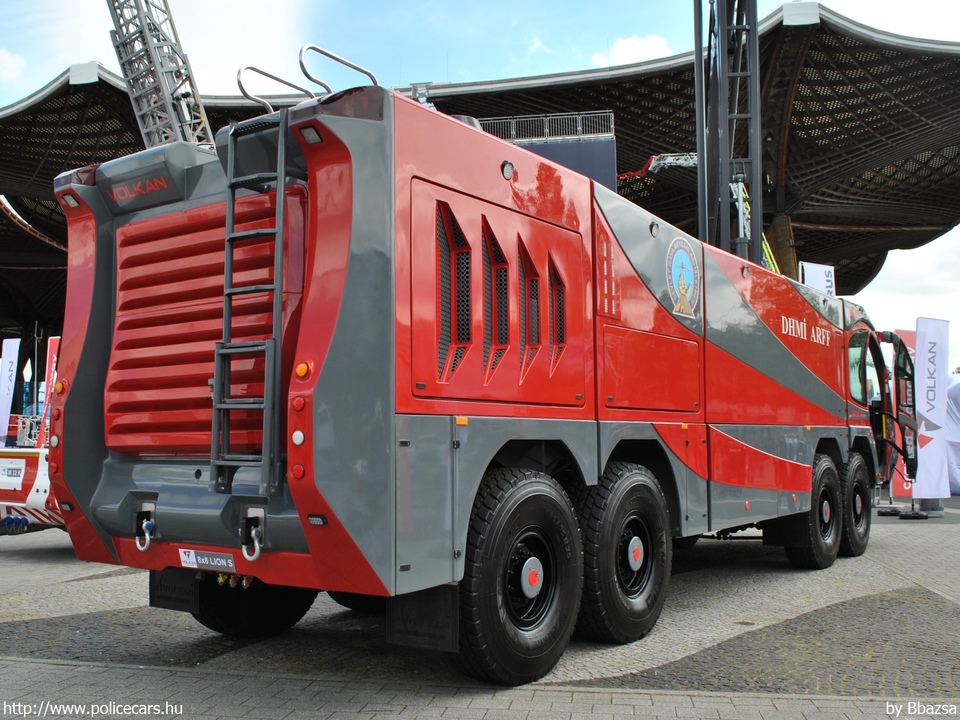 Volkan Lion 8x8 S, fotó: Bbazsa
Keywords: volkan lion bbazsa török tûzoltó 
