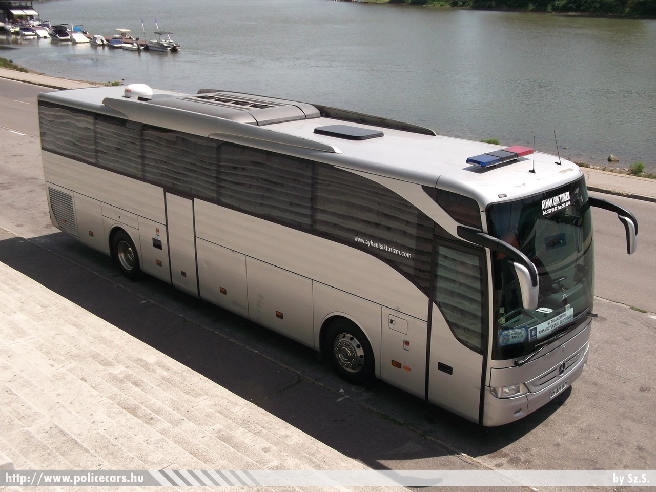Mercedes Tourismo, fotó: Sz.S
Keywords: török rendőr rendőrautó rendőrség Törökország