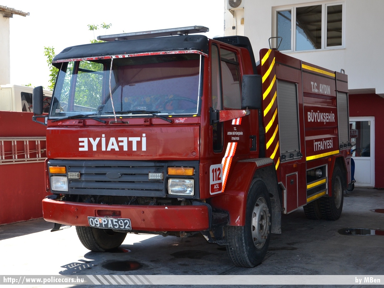 Ford, Kusadasi, fotó: MBen
Keywords: tûzoltó tûzoltóautó tûzoltóság fire firetruck turkey turkish török törökország