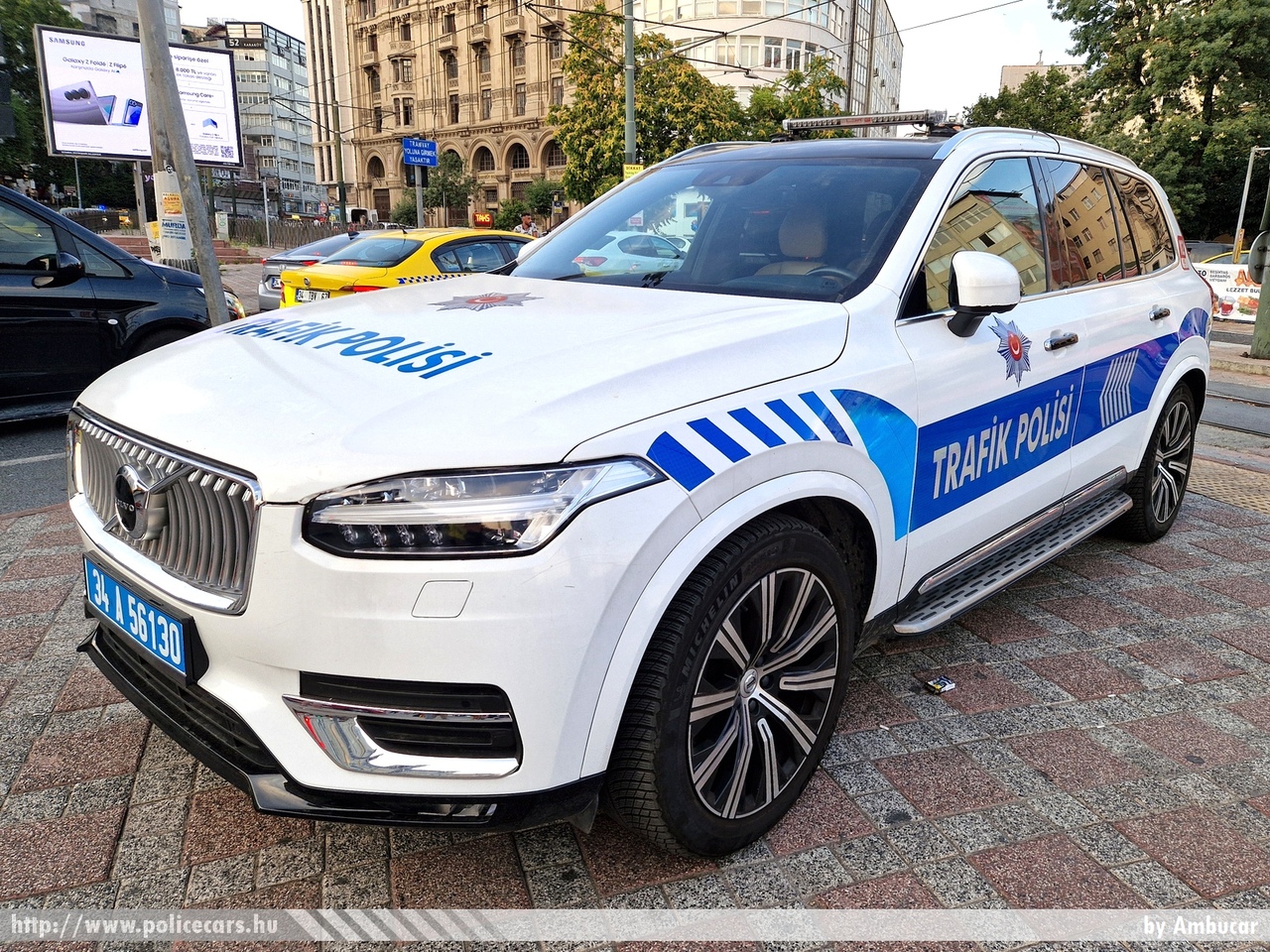 Volvo XC90, Trafik Polisi, Istanbul, fotó: Ambucar
Keywords: rendőr rendőrautó rendőrség török Törökország police policecar turkey turkish turkiye