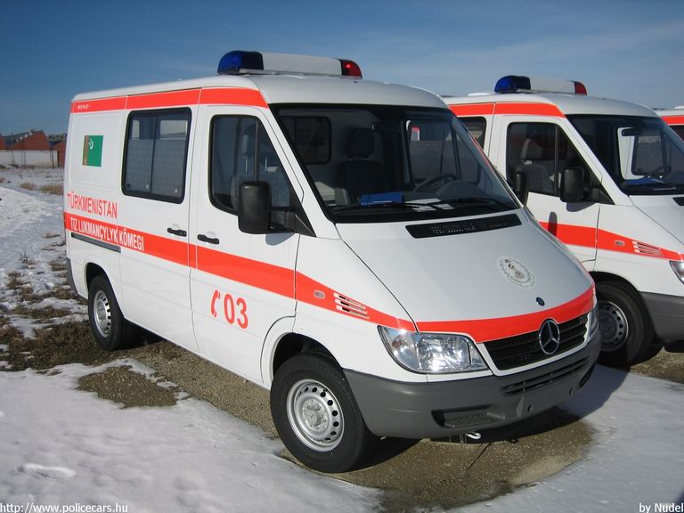 Mercedes Sprinter, fotó: Nudel
Keywords: mentő mentőautó Türkmenisztán türkmén