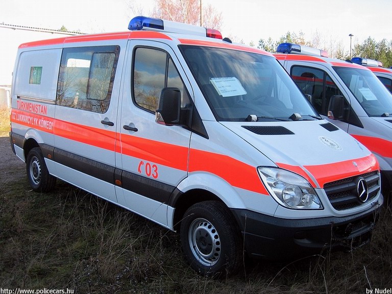 Mercedes Sprinter II, fotó: Nudel
Keywords: mentő mentőautó Türkmenisztán türkmén