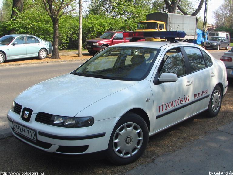 Seat Toledo, Budapest, Fõvárosi Tûzoltóparancsnokság, fotó: Gál András
Keywords: HÖT tûzoltóautó magyar Magyarország tûzoltó tûzoltóság HXH-712 fire firetruck Hungary hungarian