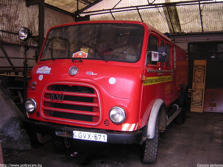 Steyr 680, Kaposvári Önkéntes Tûzoltó és Életmentõ Egyesület, fotó: Gzozzo pictures
Keywords: speciális mentők tûzoltó KÖTÉL