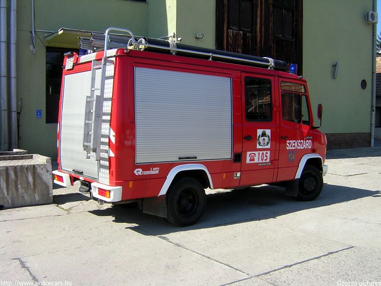 Mercedes 814 Rosenbauer TLF 1000 AT, Szekszárdi Hivatásos Önkormányzati Tûzoltóság, fotó: Gzozzo pictures
Keywords: HÖT tûzoltóautó magyar Magyarország tûzoltó tûzoltóság BRA-674 fire firetruck Hungary hungarian