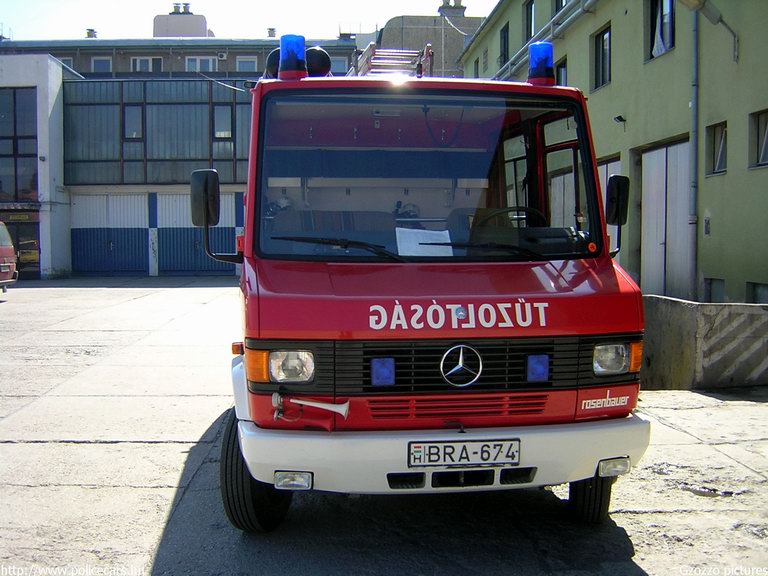 Mercedes 814 Rosenbauer TLF 1000 AT, Szekszárdi Hivatásos Önkormányzati Tûzoltóság, fotó: Gzozzo pictures
Keywords: HÖT tûzoltóautó magyar Magyarország tûzoltó tûzoltóság BRA-674 fire firetruck Hungary hungarian