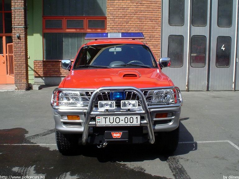 Mitsubishi L-200, Szombathelyi Hivatásos Önkormányzati Tûzoltóság, fotó: dénes
Keywords: HÖT tûzoltóautó magyar Magyarország tûzoltó tûzoltóság TUO-001 fire firetruck Hungary hungarian