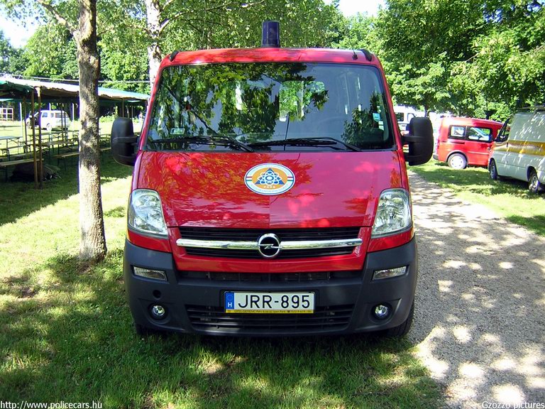 Opel, Paks, Atomix Kft., atomerõmû létesítményi tûzoltóság, fotó: Gzozzo pictures
Keywords: tûzoltóautó