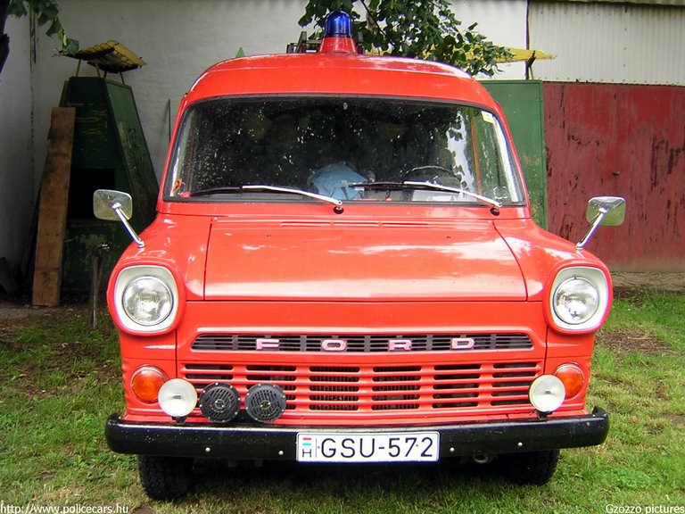 Ford Transit, Szárazdi Önkéntes Tûzoltó Egyesület, fotó: Gzozzo pictures
Keywords: ÖTE tûzoltóautó GSU-572 tûzoltó hungarian Hungary fire firetruck tûzoltóság Magyarország magyar
