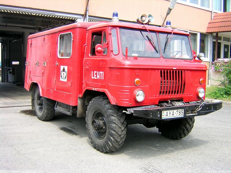 GAZ-66, Lenti Hivatásos Önkormányzati Tûzoltóság, fotó: Gzozzo pictures
Keywords: HÖT tûzoltóautó magyar Magyarország tûzoltó tûzoltóság AYA-785 fire firetruck Hungary hungarian