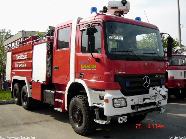 Mercedes-Benz Actros 3344, Sármellék Airport, fotó: sterisoak
Keywords: létesítmény tûzoltóság tûzoltóautó