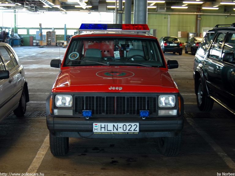 Jeep Grand Cherokee, Budapest, Országos Katasztrófavédelmi Fõigazgatóság, fotó: Norbee
Keywords: tûzoltóautó katasztrófavédelem magyar Magyarország HLN-022