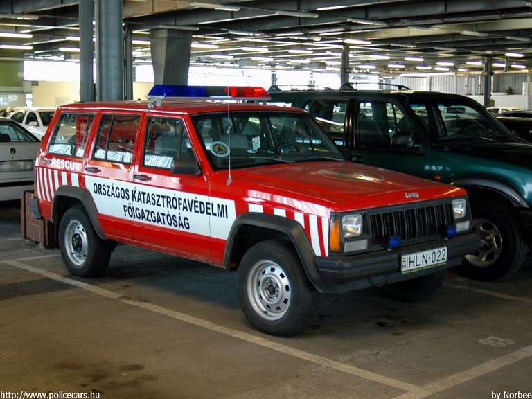 Jeep Grand Cherokee, Budapest, Országos Katasztrófavédelmi Fõigazgatóság, fotó: Norbee
Keywords: tûzoltóautó katasztrófavédelem magyar Magyarország HLN-022