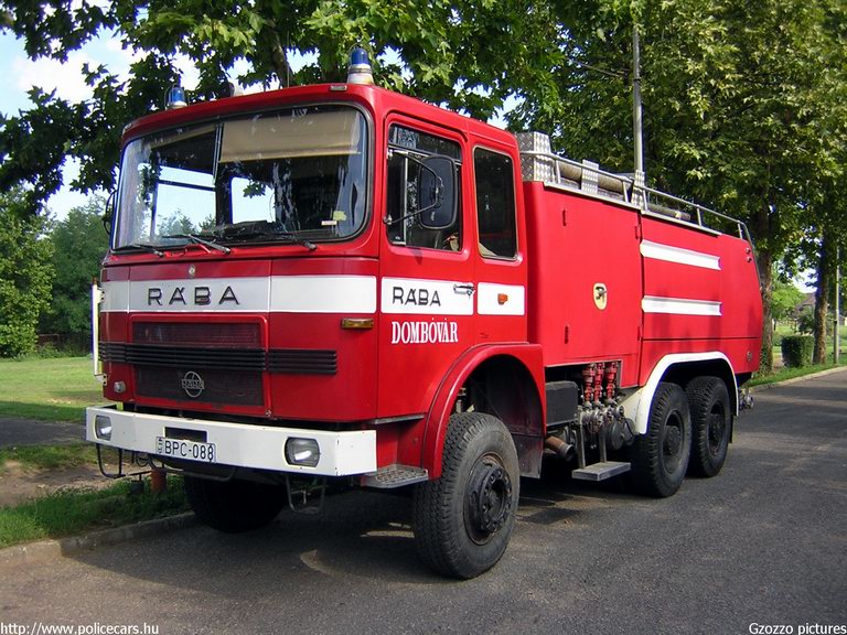 Rába, Dombóvári Hivatásos Önkormányzati Tûzoltóság, fotó: Gzozzo pictures
Keywords: HÖT tûzoltóautó magyar Magyarország tûzoltó tûzoltóság BPC-088 fire firetruck Hungary hungarian