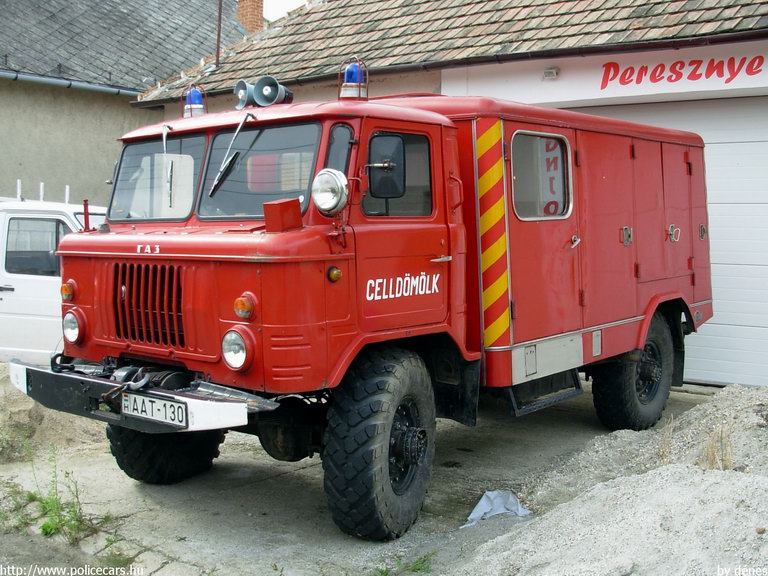 GAZ-66, Peresznyei Önkéntes Tûzoltó Egyesület, fotó: dénes
Keywords: ÖTE tûzoltóautó AAT-130 hungarian Hungary fire firetruck magyar Magyarország tûzoltó tûzoltóság