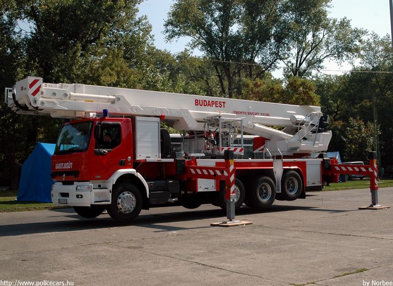Renault Premium 420.26 Bronto Skylift F53RL, fotó: Norbee
Keywords: HÖT tûzoltóautó magyar Magyarország tûzoltó tûzoltóság KHZ-856 fire firetruck Hungary hungarian