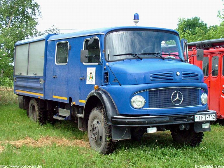 Mercedes 1113, Sarkadi Önkéntes Tûzoltó Egyesület, fotó: Szemlits Gyula
Keywords: tûzoltóautó tûzoltó ÖTE tûzoltóság magyar Magyarország IFT-762 hungarian Hungary fire firetruck