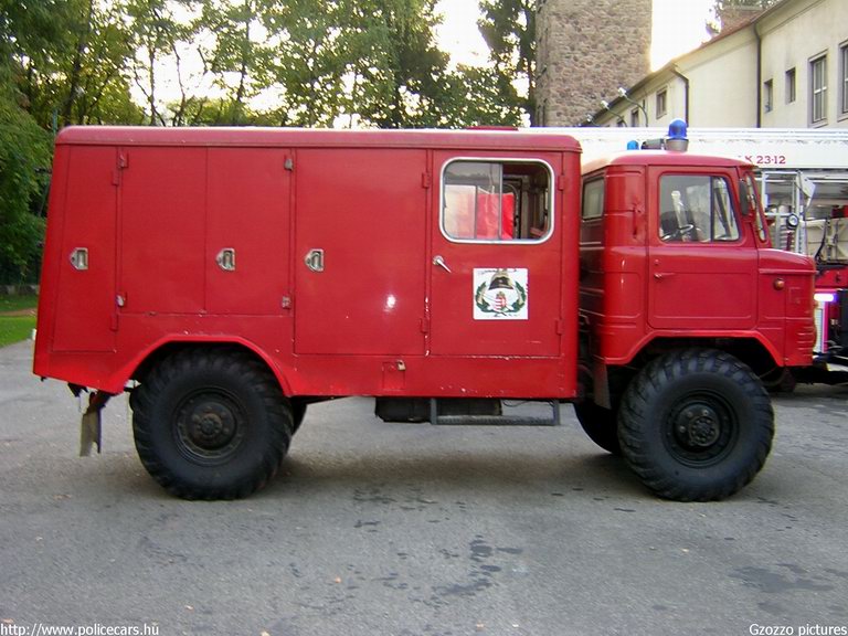 GAZ-66, Komlói Hivatásos Önkormányzati Tûzoltóság, fotó: Gzozzo pictures
Keywords: HÖT tûzoltóautó magyar Magyarország tûzoltó tûzoltóság AYA-409 fire firetruck Hungary hungarian