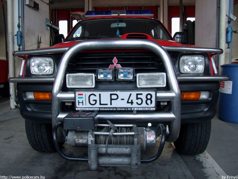 Mitsubishi L-200, Székesfehérvári Hivatásos Önkormányzati Tûzoltóság, fotó: Frinyó
Keywords: HÖT tûzoltóautó magyar Magyarország tûzoltó tûzoltóság GLP-458 fire firetruck Hungary hungarian