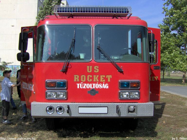 Ermi, Szolnoki Hivatásos Önkormányzati Tûzoltóság, fotó: S. Péter
Keywords: HÖT tûzoltóautó magyar Magyarország tûzoltó tûzoltóság  fire firetruck Hungary hungarian