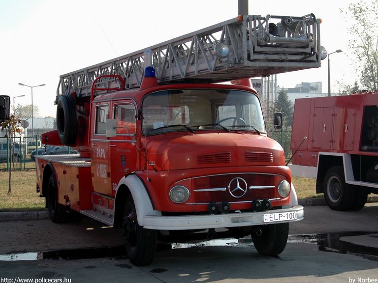 Mercedes 2624 Metz, Pápai Hivatásos Önkormányzati Tûzoltóság, fotó: Norbee
Keywords: HÖT tûzoltóautó magyar Magyarország tûzoltó tûzoltóság ELP-100 fire firetruck Hungary hungarian