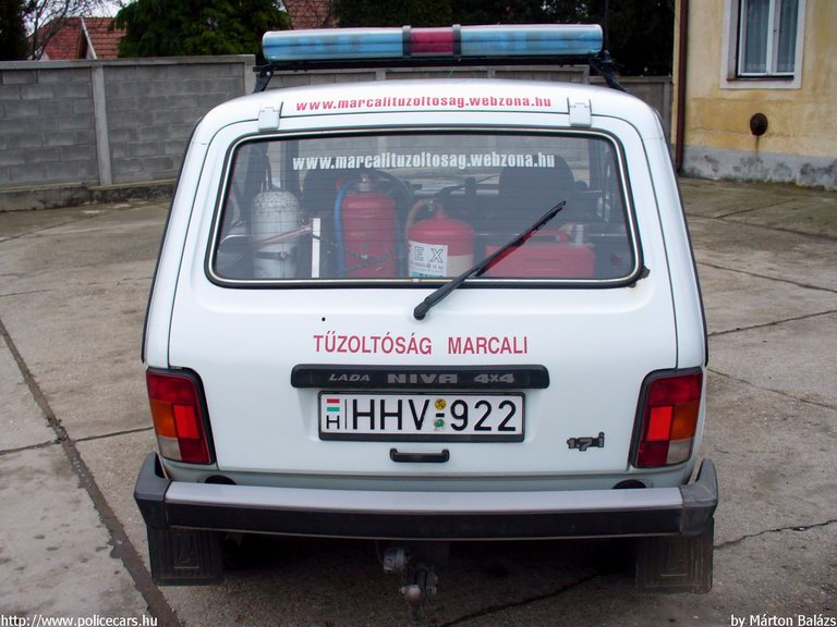 Lada Niva, Marcali Hivatásos Önkormányzati Tûzoltóság, fotó: Márton Balázs
Keywords: HÖT tûzoltóautó vaz magyar Magyarország tûzoltó tûzoltóság HHV-922 fire firetruck Hungary hungarian