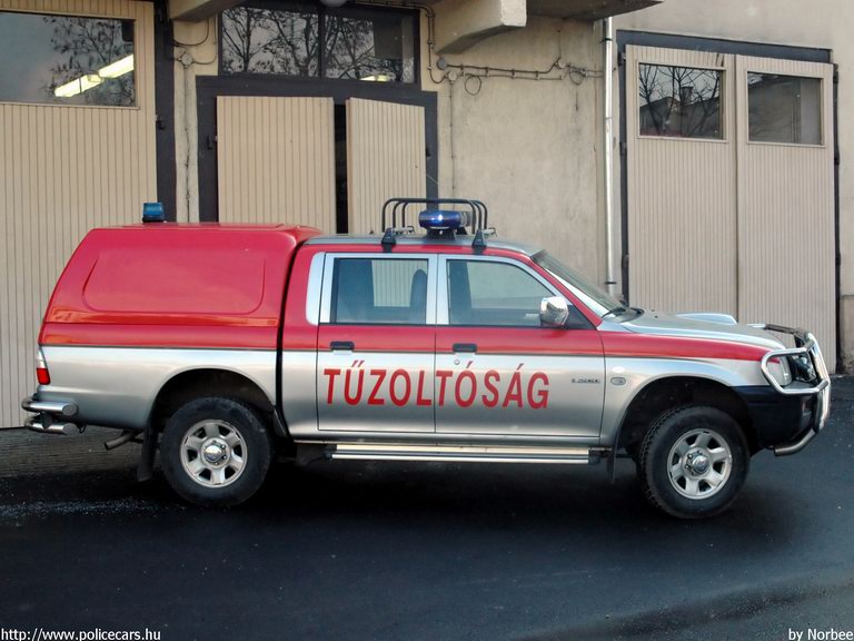 Mitsubishi L-200, Balassagyarmati Hivatásos Önkormányzati Tûzoltóság, fotó: Norbee
Keywords: HÖT tûzoltóautó magyar Magyarország tûzoltó tûzoltóság ILN-206 fire firetruck Hungary hungarian