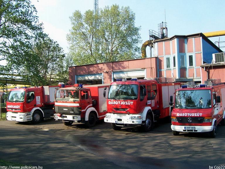 Iveco, Renault, Mercedes, Dunaferr Létesítményi Tûzoltóság, fotó: cop22
Keywords: tûzoltóautó